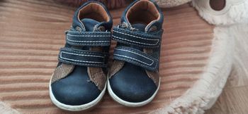 Chaussure garçon taille 18