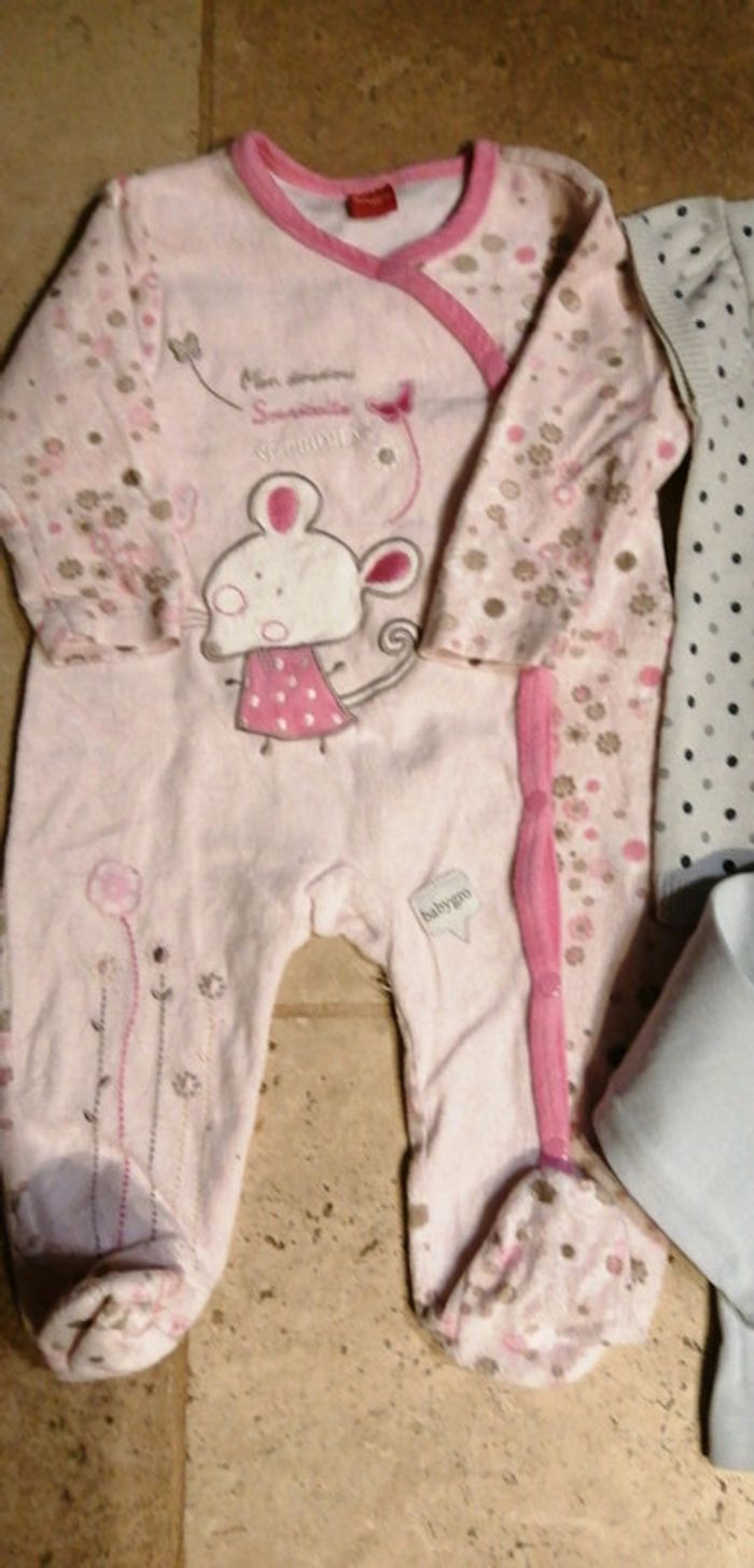 Lot de 4 vêtements fille en 6 mois - photo numéro 2