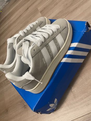 Chaussures Adidas Campus gris