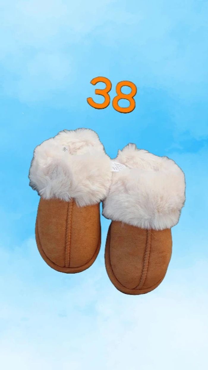 Pantoufles compensées fourrées camel 38