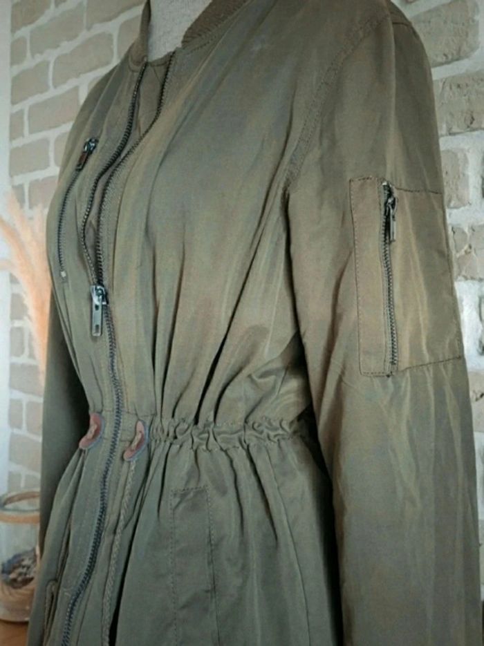 Parka longue kaki Stradivarius S 36 - photo numéro 4
