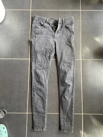 Jeans noir longueur 32
