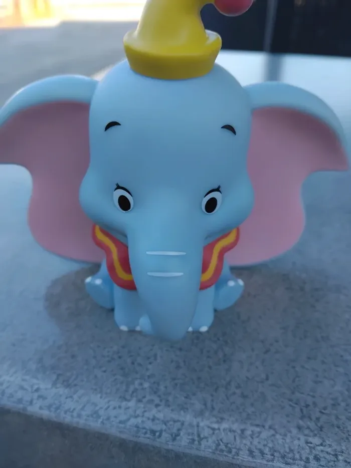 Figurine dumbo