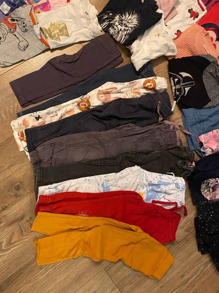 Lot 56 vêtements fille T 4ans - photo numéro 6