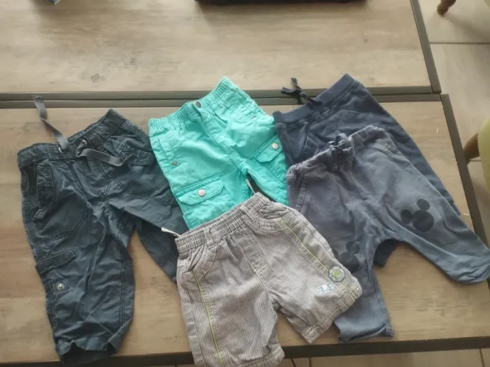 Lot de 5 pantalons légers/short 9 mois 71cm