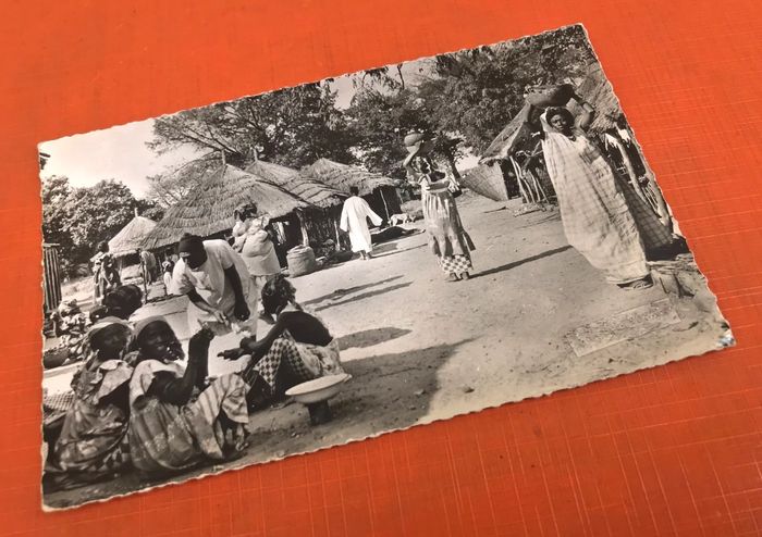 Carte postale ancienne  Afrique Occidentale Française Village Africain - photo numéro 2