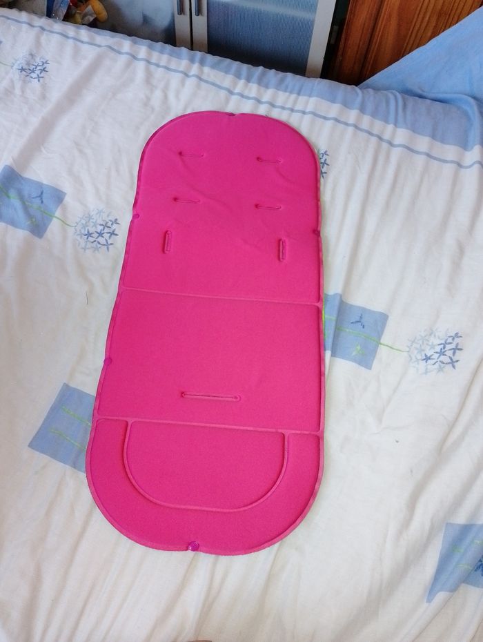 Assise pour poussette où autre TBE