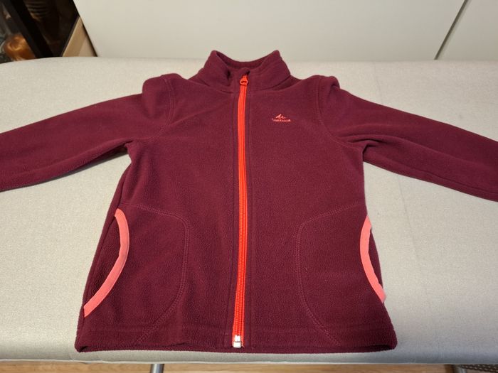 Joli ensemble fille 4 ans veste polaire Quechua et bas survêtement Energetics très bon état - photo numéro 3