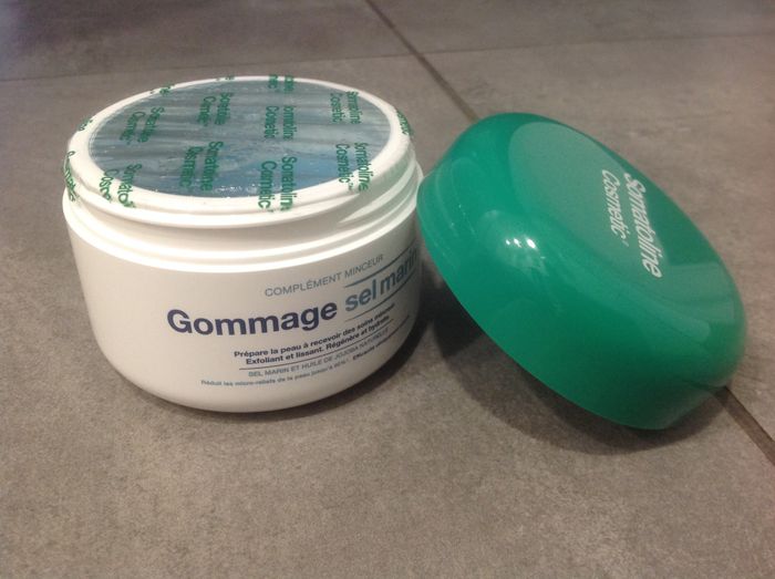Somatoline Cosmetic Gommage sel marin pot 300 g - photo numéro 3