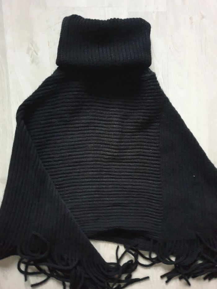 Poncho noir - photo numéro 4