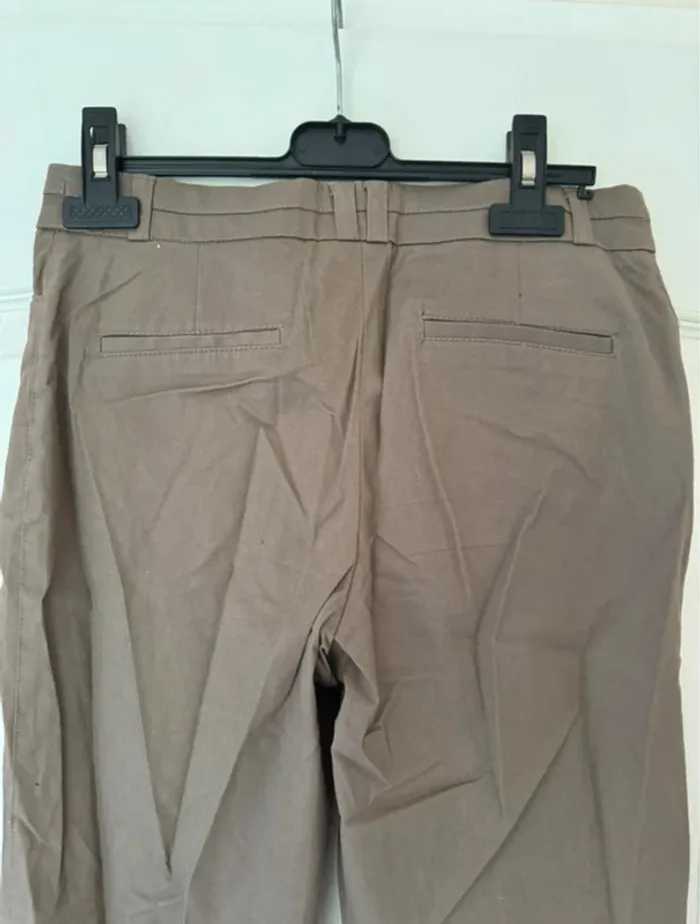 Pantalon léger 7/8 style chino - photo numéro 13