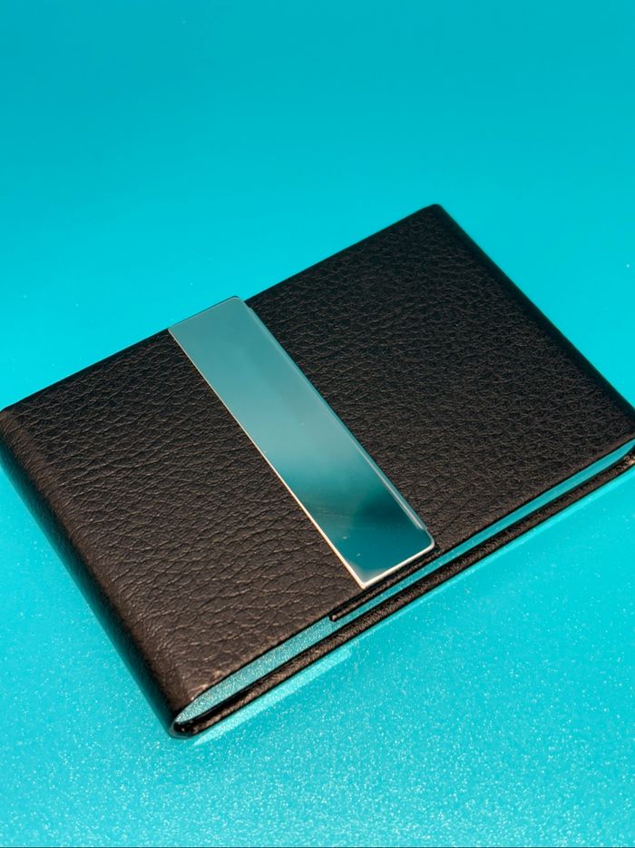 Porte carte cuir magnétique - photo numéro 2