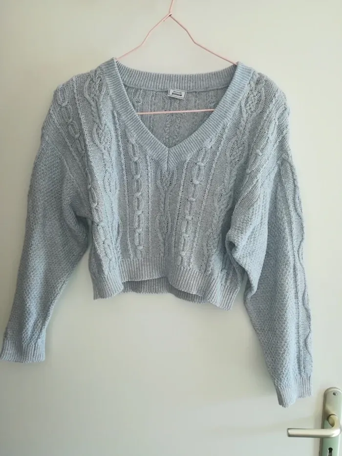 Pull court, col en V, gris clair, Pimkie, taille S, très bon état