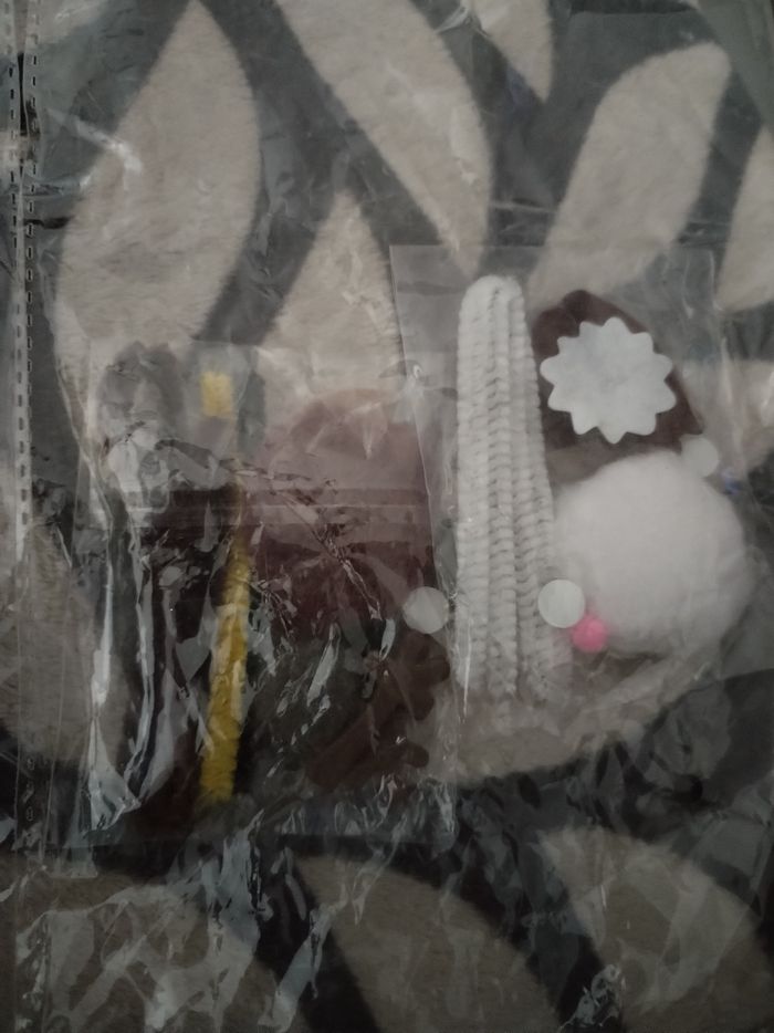 Kit loisirs créatifs figurines ou animaux neufs + petits cadeaux - photo numéro 3