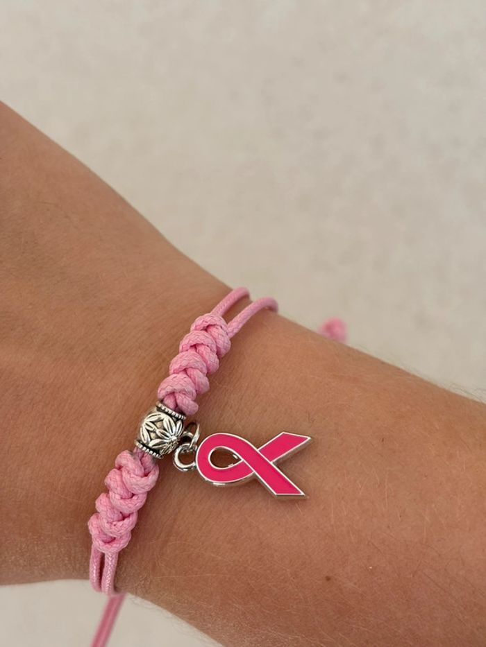 bracelet rose - photo numéro 2