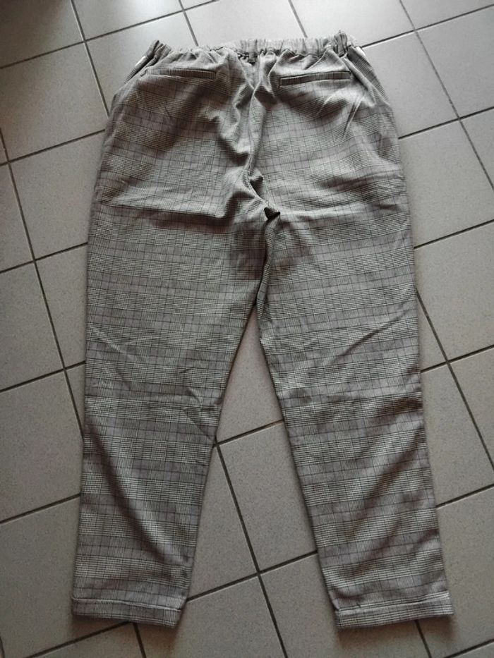 Pantalon - photo numéro 2