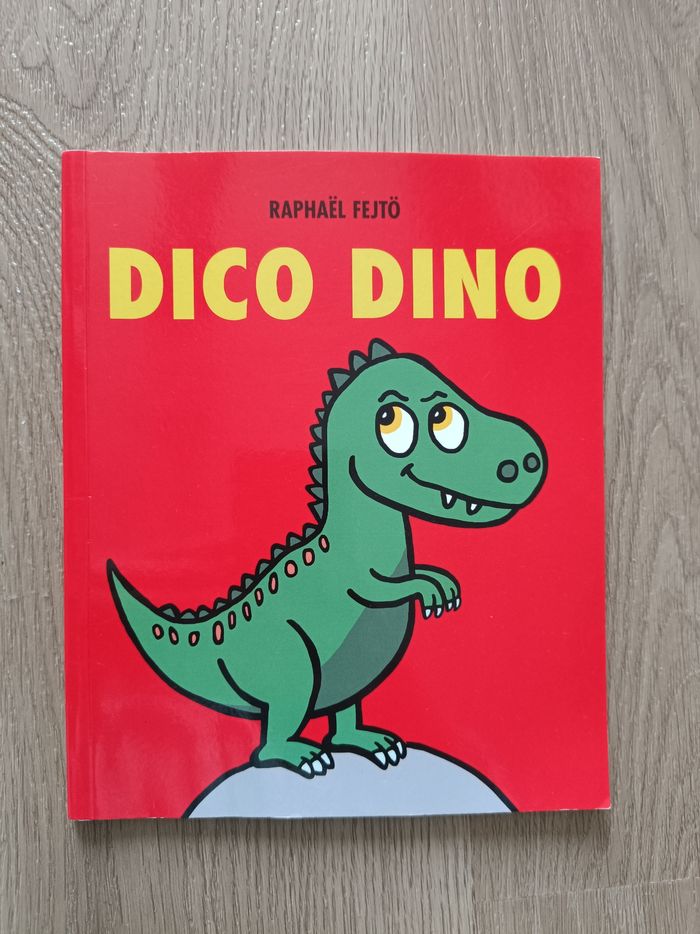 Livre dico dino école des loisirs