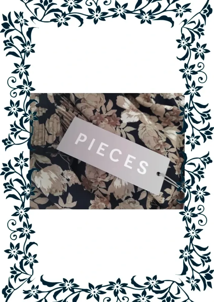 Blouse"Pieces" - photo numéro 5