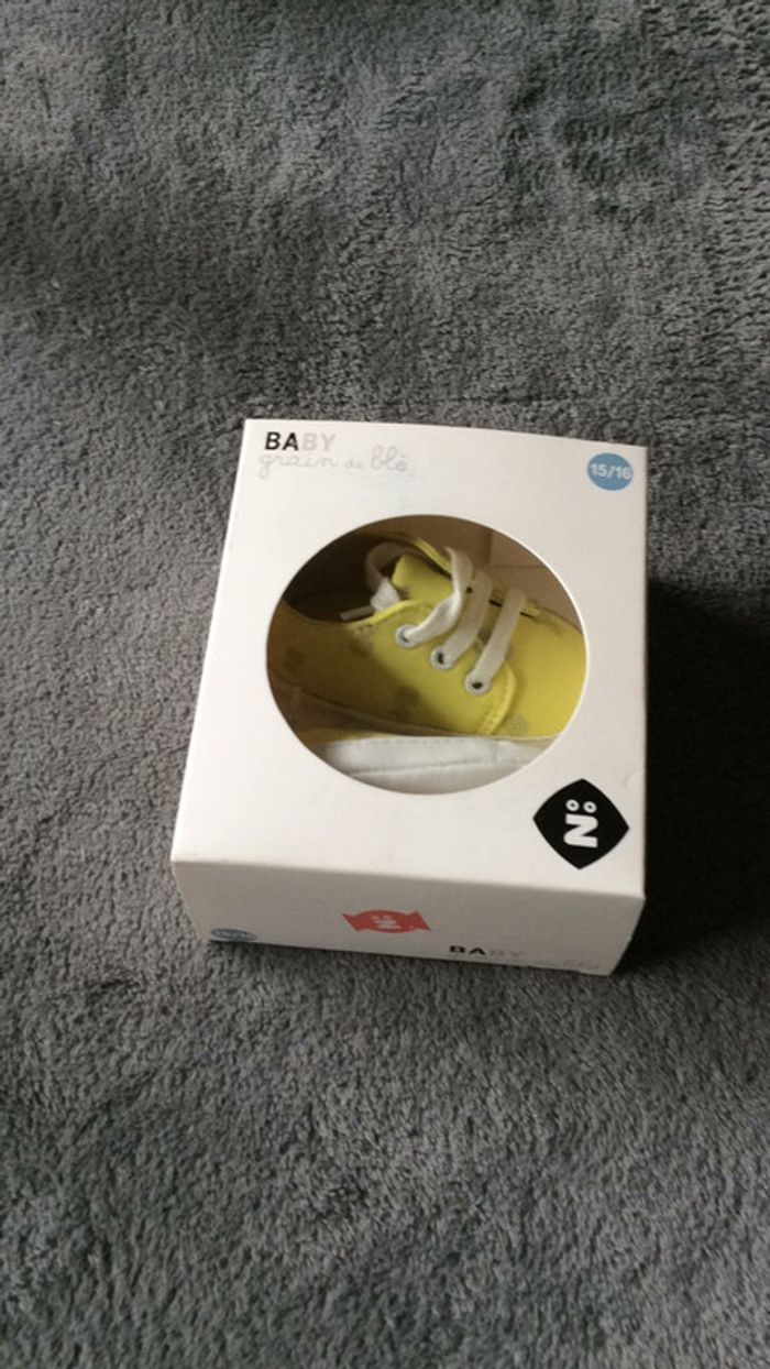 Chaussures bébé neuves - photo numéro 5