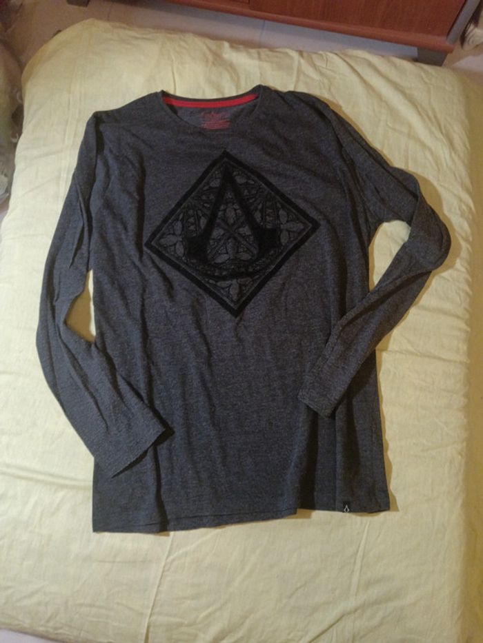 T-shirt manches longues assassin's creed