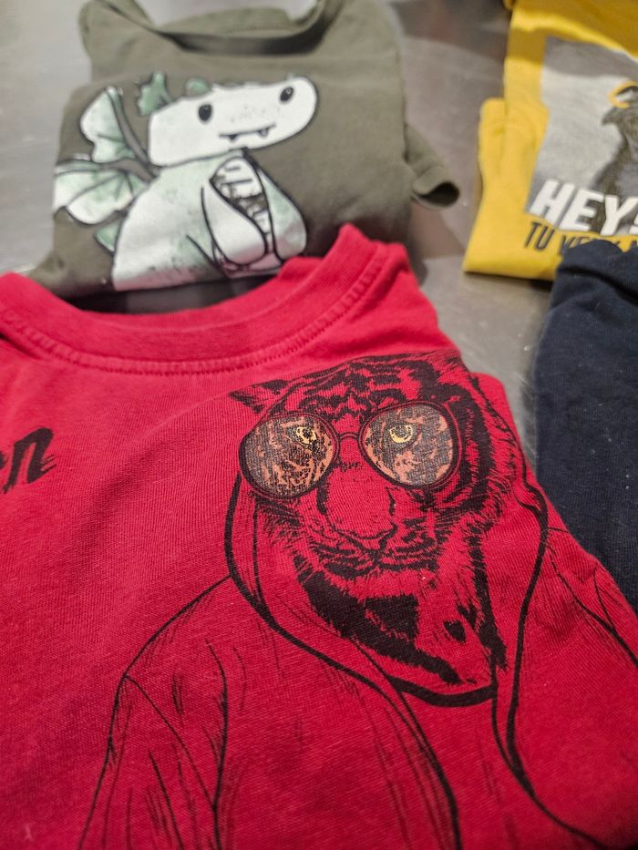 Lot t shirt - photo numéro 2