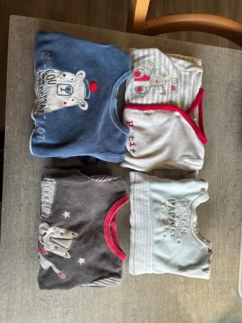 Lot pyjama 6 mois