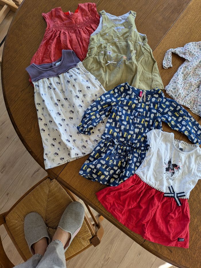 Lot vêtements fille 12mois - photo numéro 3