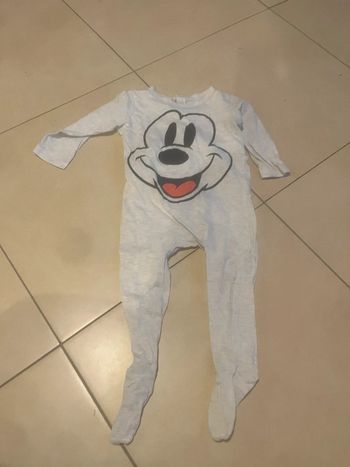 Pyjama fin Mickey taille 18 mois ( taille comme du 80 cm )