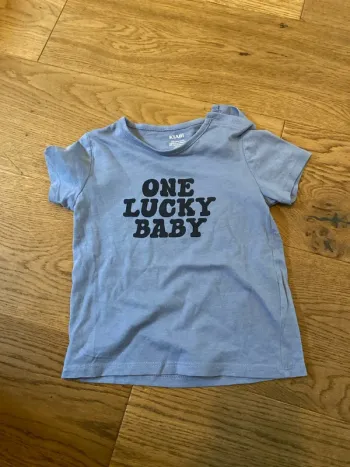 TEE shirt
