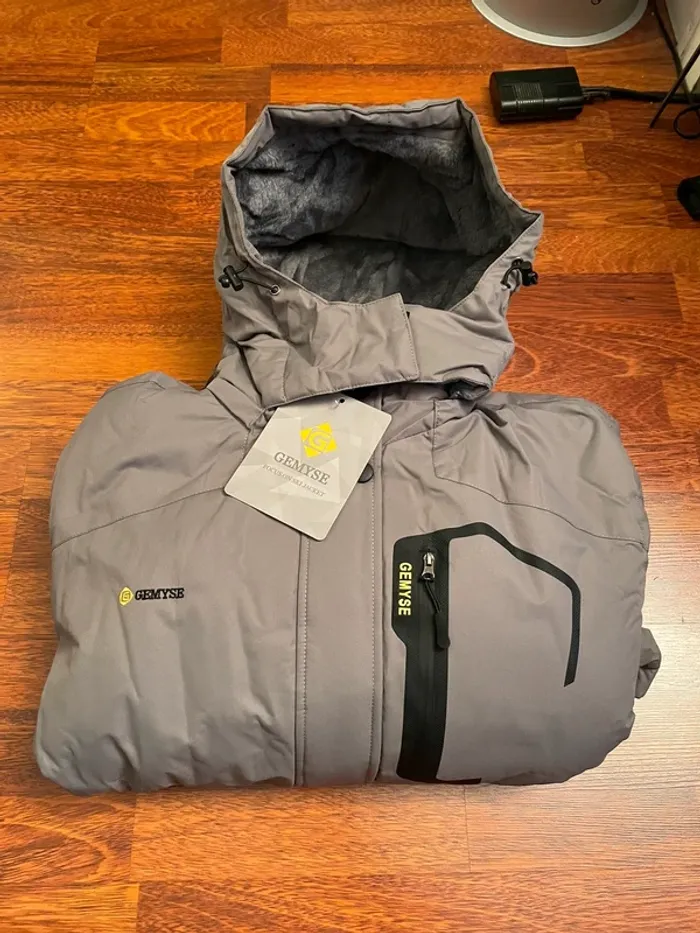 [NEUF] Gemyse Veste de Ski Imperméable - Manteau d'hiver en Polaire - Coupe-Vent avec Capuche - photo numéro 6