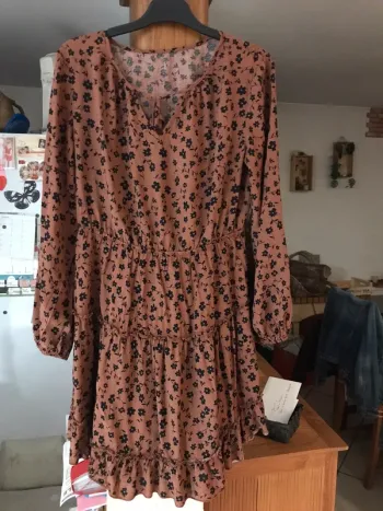 robe courte Taille 40
