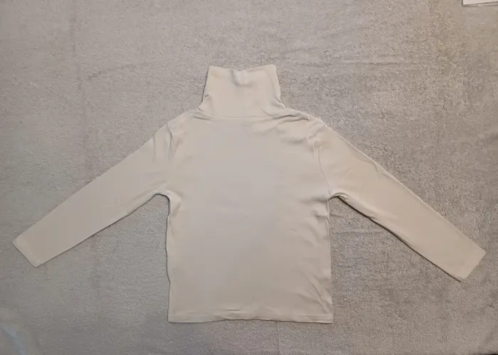 Sous pull Kiabi 6 ans (réf perso V65)(familleac72) - photo numéro 2