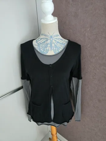 Haut 2 en 1 Tissaia taille 42 44 très bon état