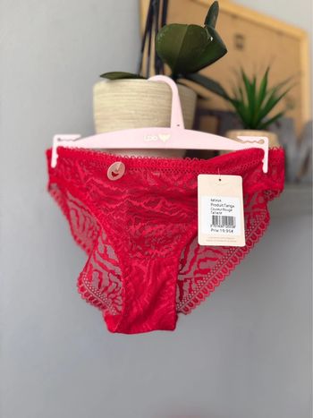 Tanga Les petites bombes - rouge vif dentelle - neuf avec étiquette - taille M/38