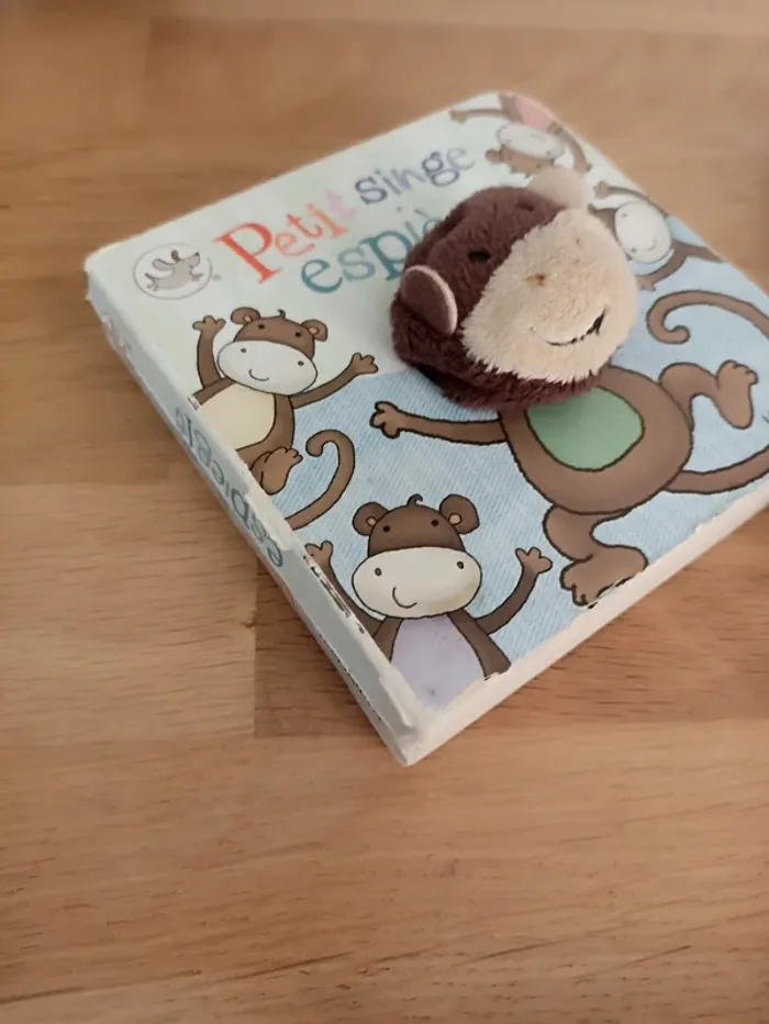 Lot de livres pour bébé. - photo numéro 8