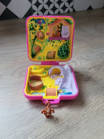 Polly pocket zoo