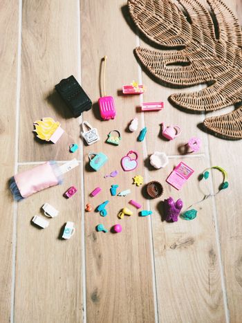 💕Lot de divers accessoires pour poupées Barbie - marque Mattel