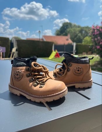 Chaussures hiver garçon 22