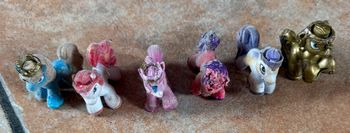 Lot 6  mini poney