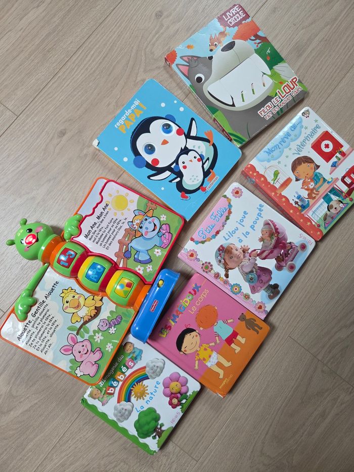 Lot livres bébé