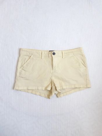 Short jaune Superdry