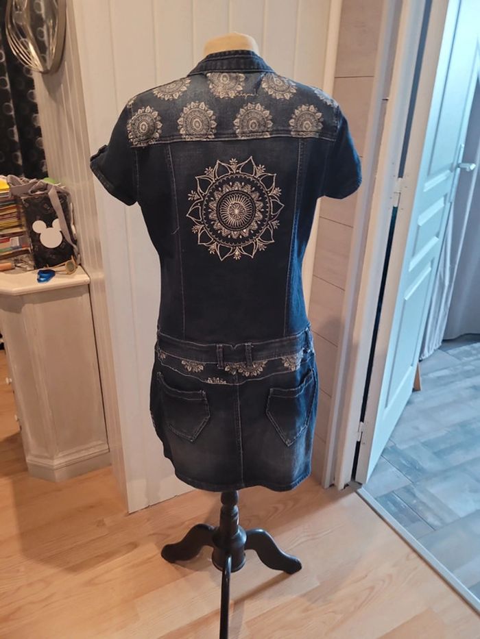 Robe jean desigual taille 42 - photo numéro 3