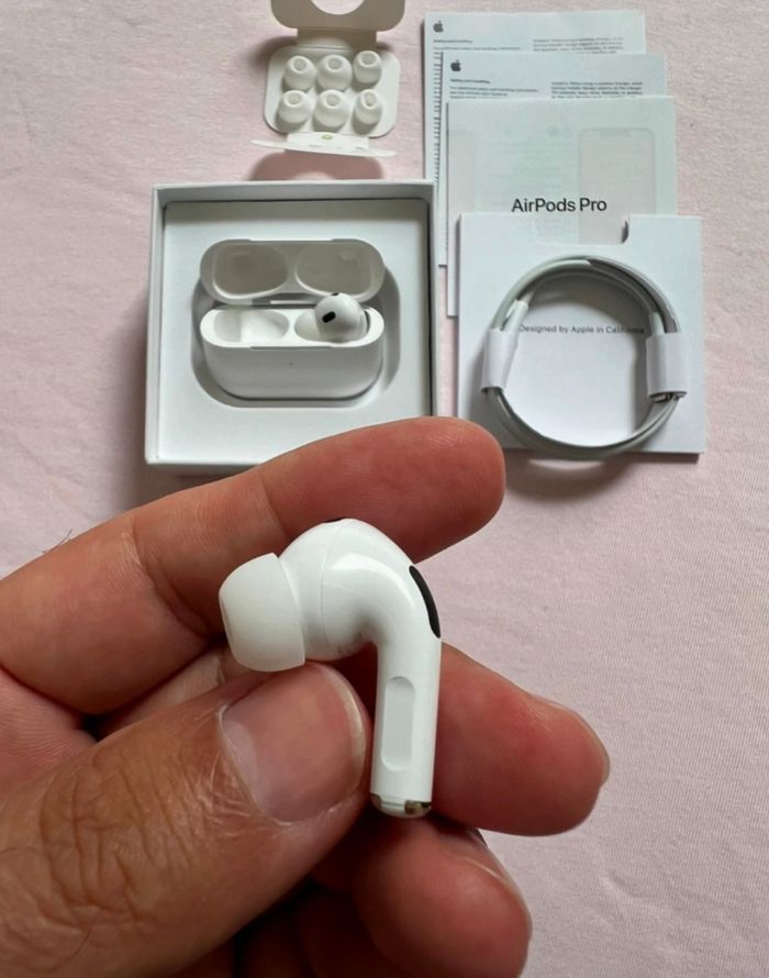 AirPods 2 Pro avec Réduction de bruit - photo numéro 2