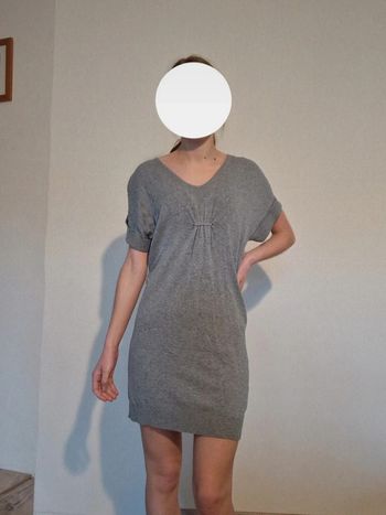 Jolie robe pull grise manche courte S.m.l taille unique M/38