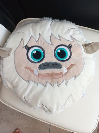 Coussin décoratif tout doux monstre