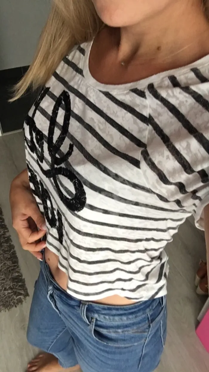 Crop top cache cache - photo numéro 2