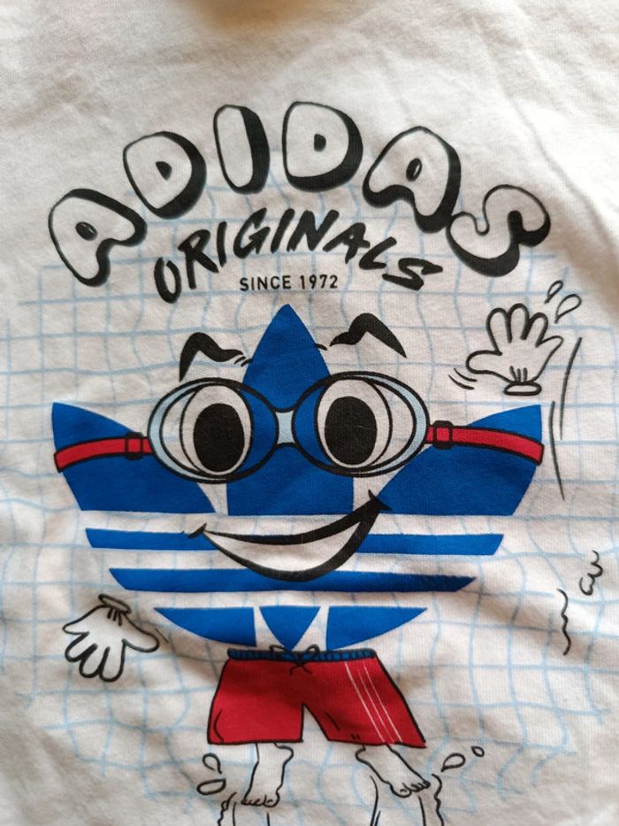 Jogging et tee-shirt Adidas 2 ans - photo numéro 10