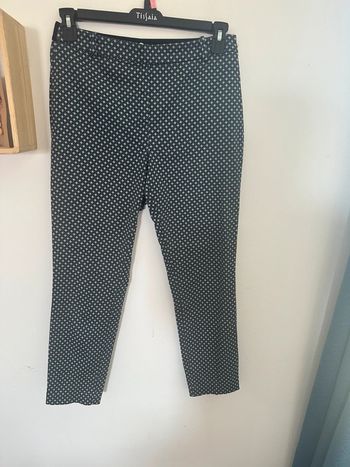 Pantalon H&M, taille 42 élastique à la taille