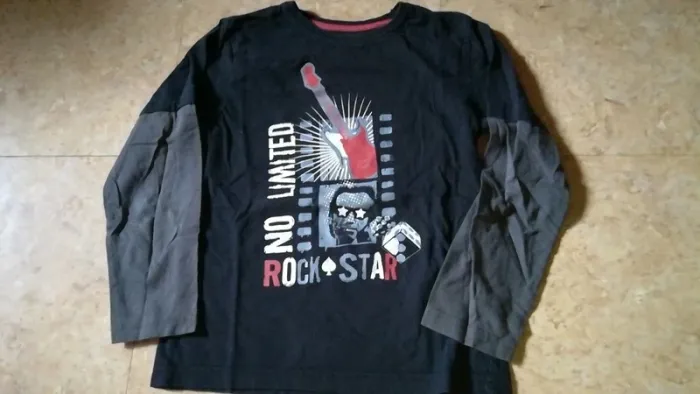 T-shirt 8 ans - photo numéro 2
