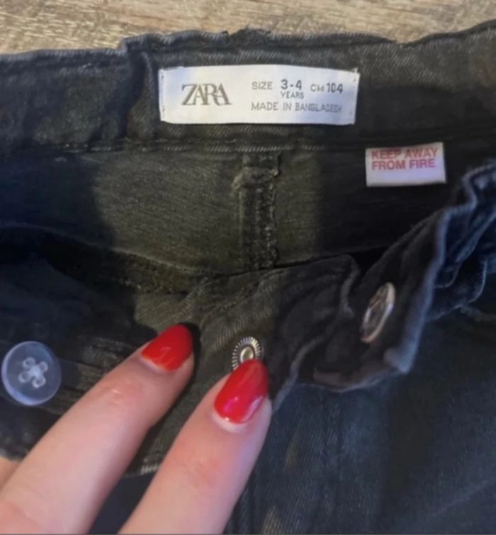 Jeans neuf Zara fille 3/4 ans - photo numéro 2